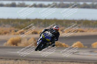 media/Dec-18-2022-SoCal Trackdays (Sun) [[8099a50955]]/Turn 14 (940am)/